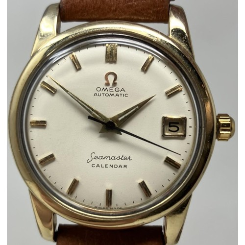 338 - A gentleman's stainless steel Omega Seamaster Automatic wristwatch, with a date, on a later leather ... 