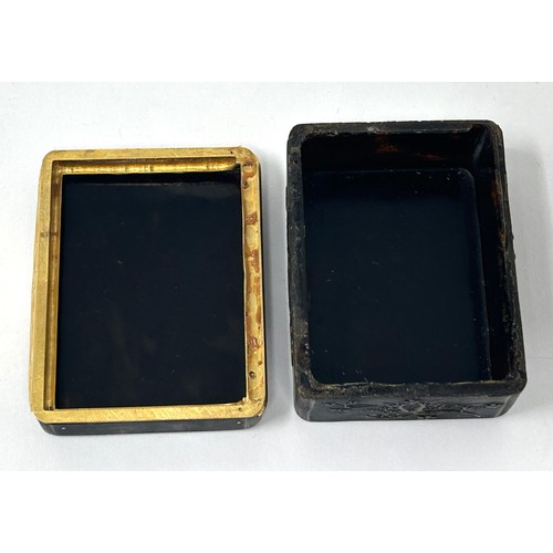 414 - A 19th century tortoiseshell and yellow coloured metal box, 7 cm wide, hinge broken