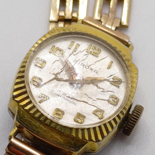 363 - A 9ct gold chain, 3.3 g, and a ladies Giroxa wristwatch, on a 9ct gold strap (2)