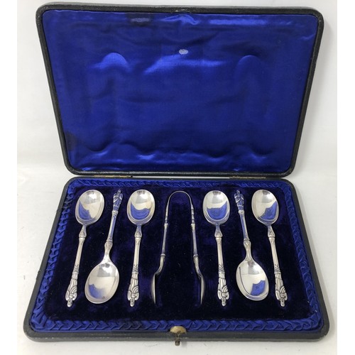 253 - A George V silver salver, Birmingham 1925, 10.4 ozt, a set of six silver plated apostle spoons and m... 