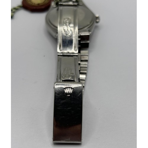 376 - A gentleman's stainless steel Rolex Oyster Perpetual Superlative Chronometer wristwatch, boxed with ... 