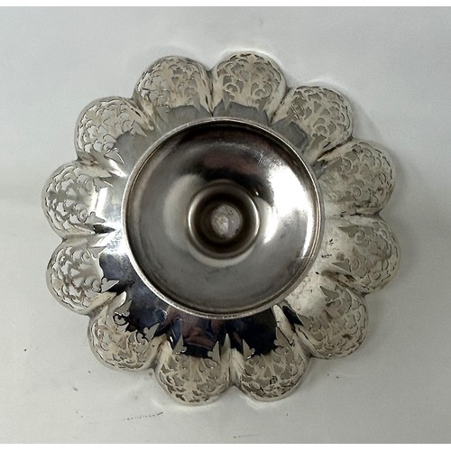 273 - A George V silver pierced tazza, Sheffield 1936, 15 ozt