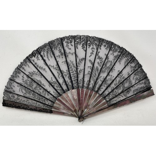 801 - A lacquered fan, decorated figures, paper painted interior scene, 11 cm, boxed, and two other fans (... 