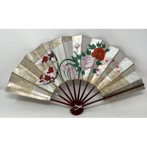 807 - A carved ebony fan, lace painted flowers, 36 cm, and five other fans  (6)