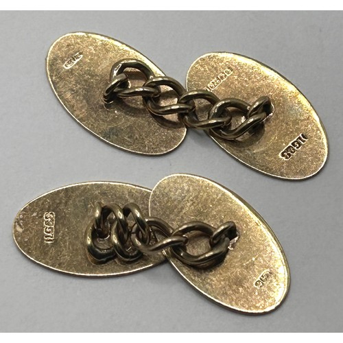 462 - A pair of 9ct gold cufflinks, 4.8 g