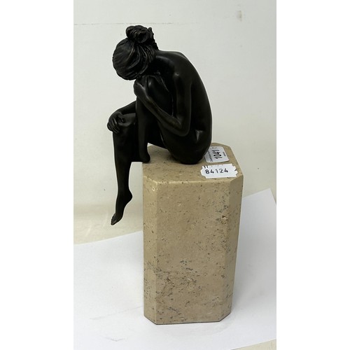 1041 - A 20th century bronze figure, of a nude, on a marble base, 30 cm high and another (2)