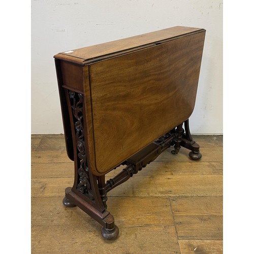 1160 - A 19th century mahogany Sutherland table, 77 cm wide