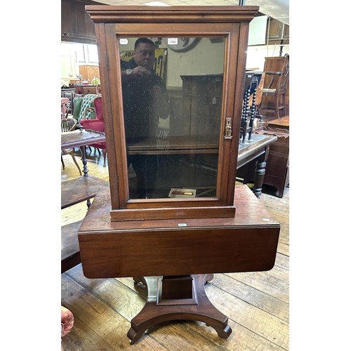 1164 - A walnut pier cabinet, 66 cm wide, and a Pembroke table (2)