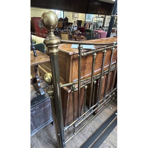 1143 - A brass double bed frame