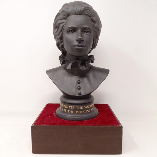 723 - A Royal Doulton limited edition bust, inscribed 'To Celebrate The Wedding Of HRH The Princess Anne',... 