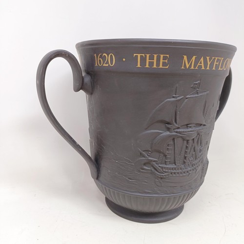 737 - A Royal Doulton commemorative two handled cup, 1620 - The Mayflower 1970, No 309, 20 cm high