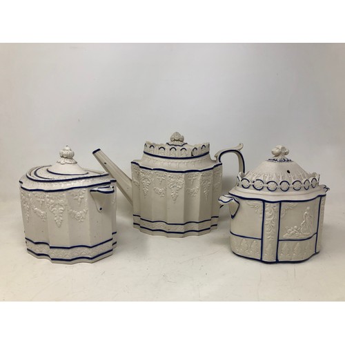 863 - A 19th century Castleford style teapot and two similar sucriers (3)