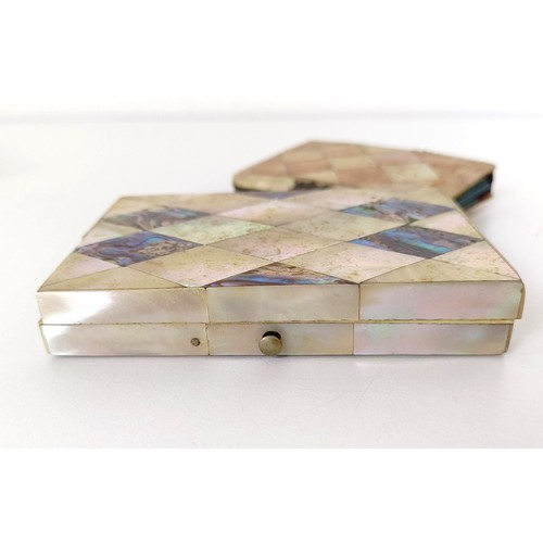 918 - A mother of pearl card case, and a mother of pearl purse (2)