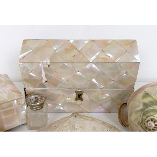 922 - A mother of pearl veneered three bottle caddy, 17 cm wide, and assorted mother of pearl items (qty)