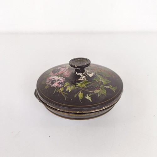 925 - A 19th century papier mache and mother of pearl inlaid serpentine tea caddy, 20 cm wide, and two box... 