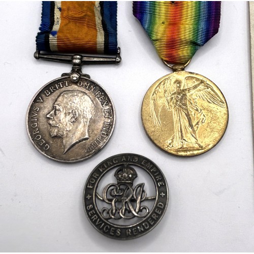 581 - A British War Medal and Victory Medal pair, awarded to 41440 Pte T Gardner Manch R, with a silver wo... 