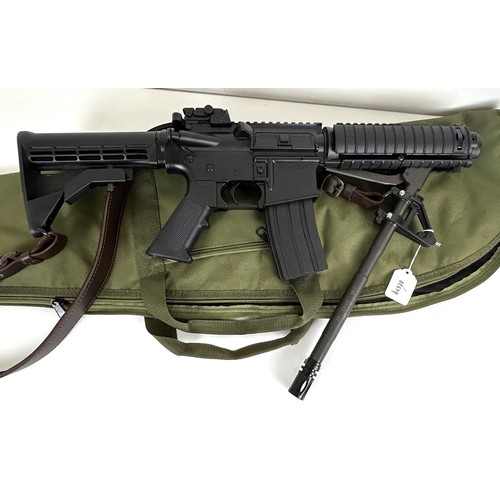 618 - A Colt M4 carbine air rifle, with a soft case