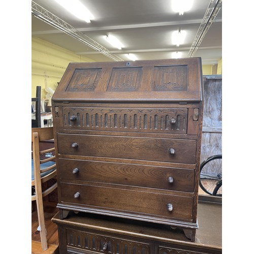 1043 - An Ethan 1950s pantry cupboard, 90 cm wide, an oak refectory dining table, a coffee table, two boxes... 