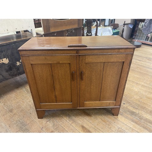 1063 - A painted dressing chest, 93 cm wide, a painted two drawer chest, 84 cm wide, an oak cupboard, and a... 