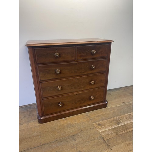 997 - A mahogany chest, having two short and three long drawers, 121 cm wide