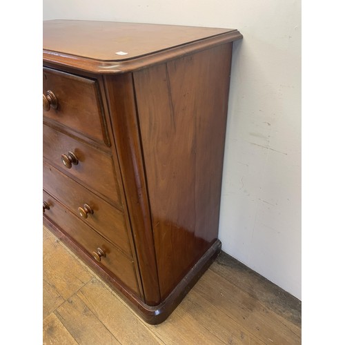 997 - A mahogany chest, having two short and three long drawers, 121 cm wide