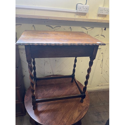 1020 - A Globe Wernicke style oak four section bookcase, lacking backs, 87 cm wide, an oak drop leaf table,... 