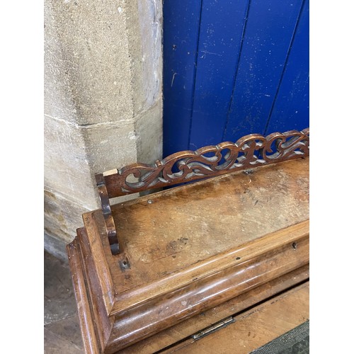 1045 - A 19th century walnut Davenport, 54 cm wide