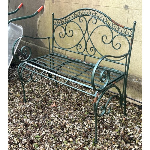 1099 - A garden bench, 107 cm wide