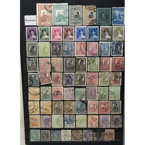 441 - A collection of world stamps, including Paraguay, Spanish Colony Cuba and others, in albums and loos... 