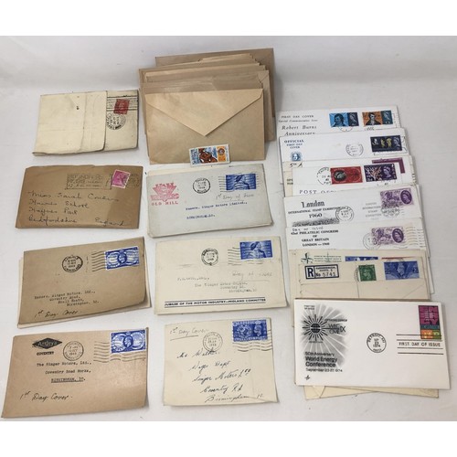 451 - A large group of assorted world stamps, in albums and loose (2 boxes)