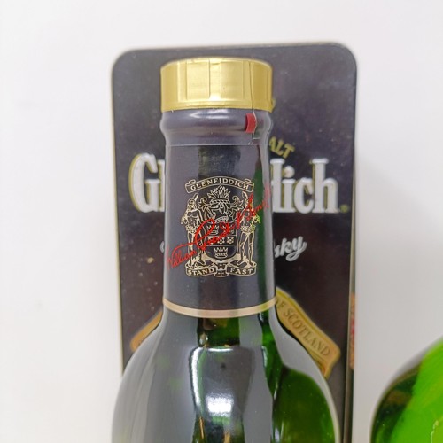 1200 - A litre bottle of J & B whisky, and a bottle of Glenfiddich malt whisky (2)