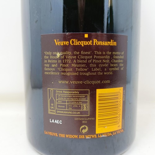 1246 - A magnum of Veuve Clicquot