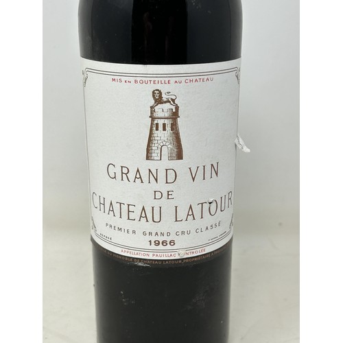 1324 - A bottle of Chateau Latour Premier Grand Cru Classe, 1966