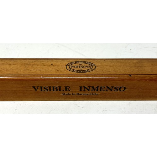 1328 - An oversized Cuban Visible Inmenso cigar, by Parthagas, in a mahogany case, 50 cm