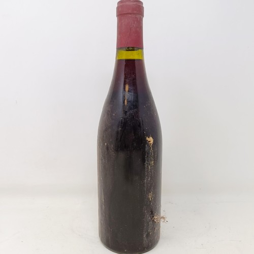 1352 - A bottle of Echezeaux Grand Cru, Jean-Pierre Mugneret,1986