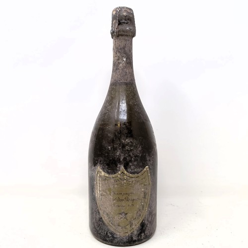 1353 - A bottle of Dom Perignon, 1978