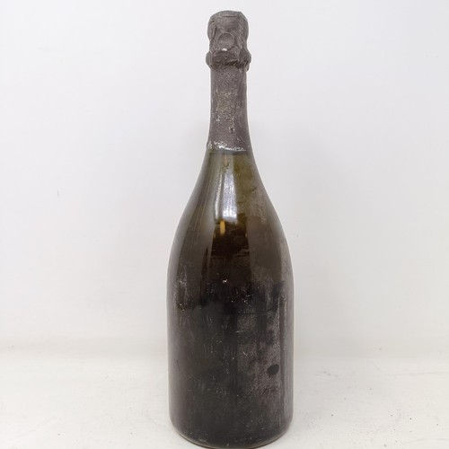 1353 - A bottle of Dom Perignon, 1978