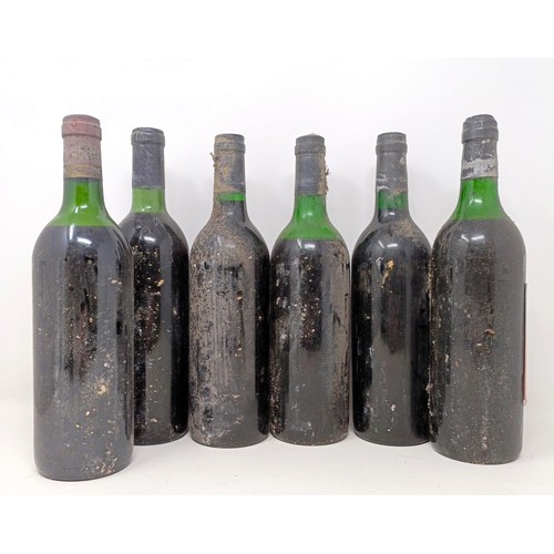 1367 - A bottle of Chateau Cheret Pitres, 1970, and five other bottles (6)