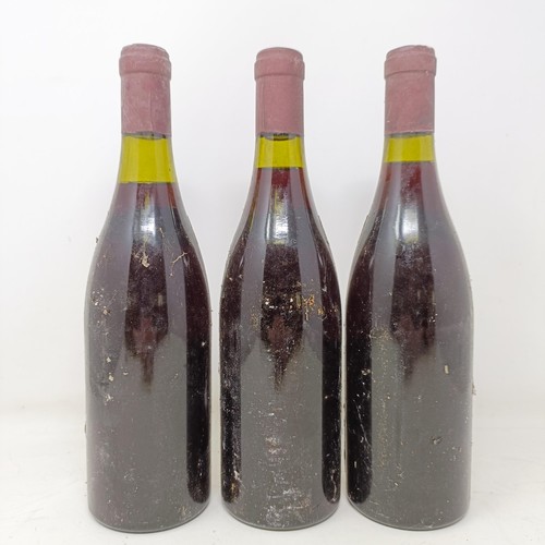 1371 - Three bottles of Vosne-Romanee, 1986 (3)