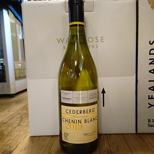 1314 - Five bottles of Yealands, Sauvignon Blanc, 2019, and six bottles of Cederberg, Chenin Blanc, 2019 (1... 