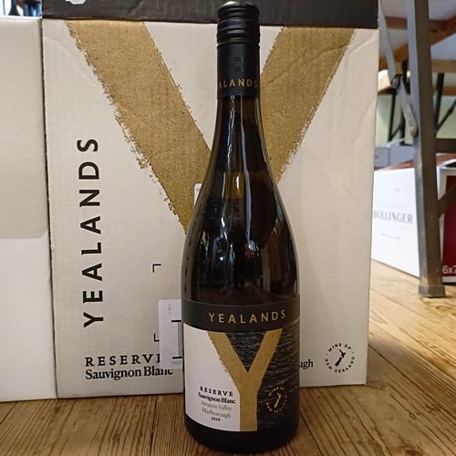 1314 - Five bottles of Yealands, Sauvignon Blanc, 2019, and six bottles of Cederberg, Chenin Blanc, 2019 (1... 