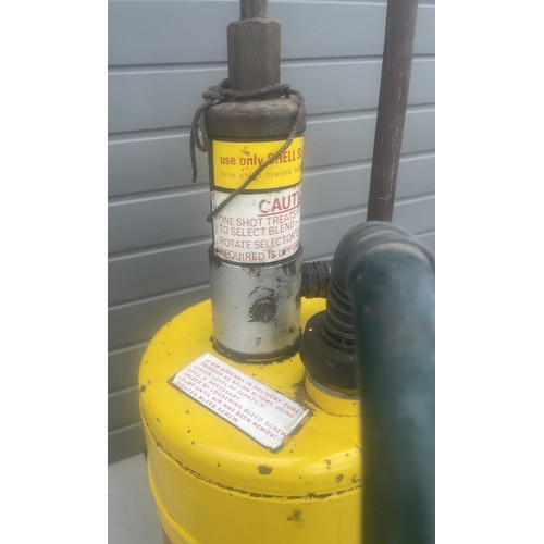 Shell Two Stroke Fuel Mix oil pumpOperated by moving the square for mix ...