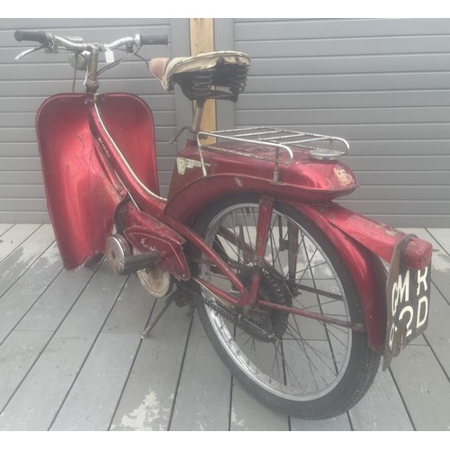 114 - 1966 Raleigh Runabout Super De Luxe Model moped<br />Being sold without reserve<br />Registration nu...