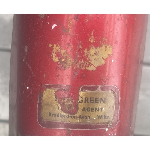 114 - 1966 Raleigh Runabout Super De Luxe Model moped<br />Being sold without reserve<br />Registration nu...