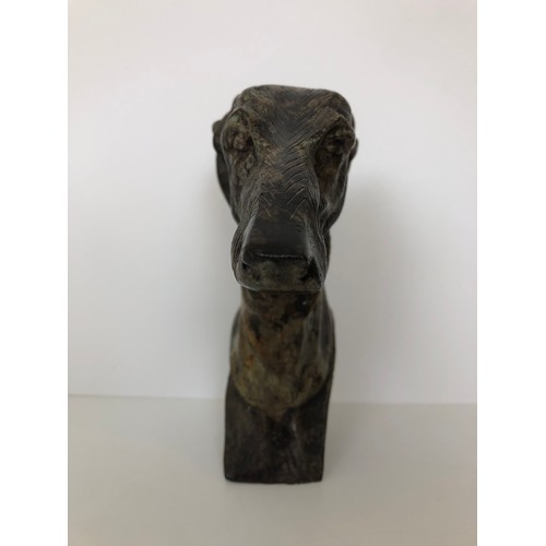 389 - A bronze study of a greyhound head, 19 cm high, and a gilt metal figure of a greyhound, 6 cm wide (2... 
