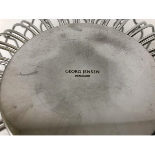 411 - A Georg Jensen wire work fruit bowl, 21 cm diameter