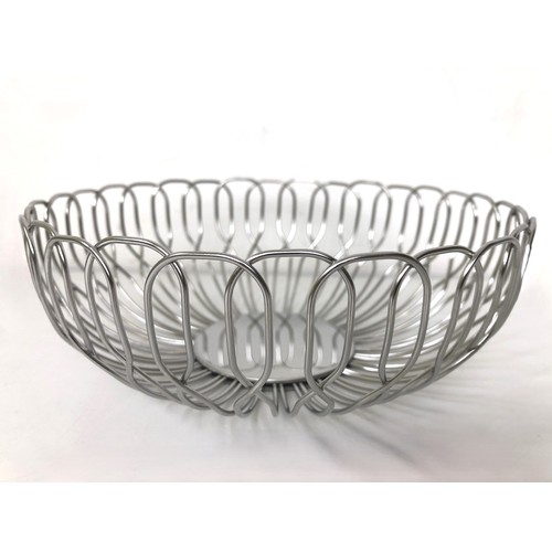 411 - A Georg Jensen wire work fruit bowl, 21 cm diameter