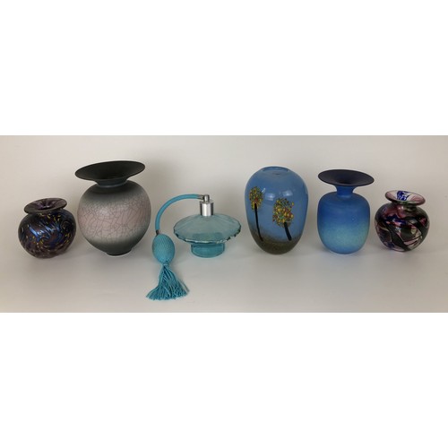 437 - An Isle of Wight glass vase, 8 cm high, three other glass vases, and two Art Pottery vases (6)