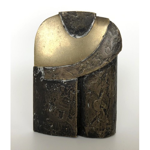 386 - Hans Versteeg (Dutch), bronze abstract group of a couple embracing, 8 cm high