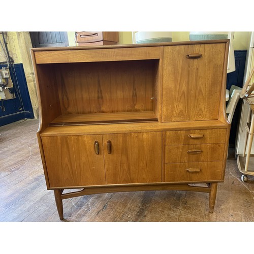 482 - A G-plan sideboard, 123 cm wide